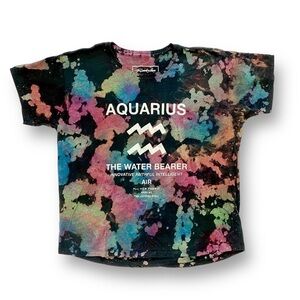 THE LAUNDRY ROOM Team Aquarius Classic Tee Shirt in Galaxy Wash Size Small (EUC)